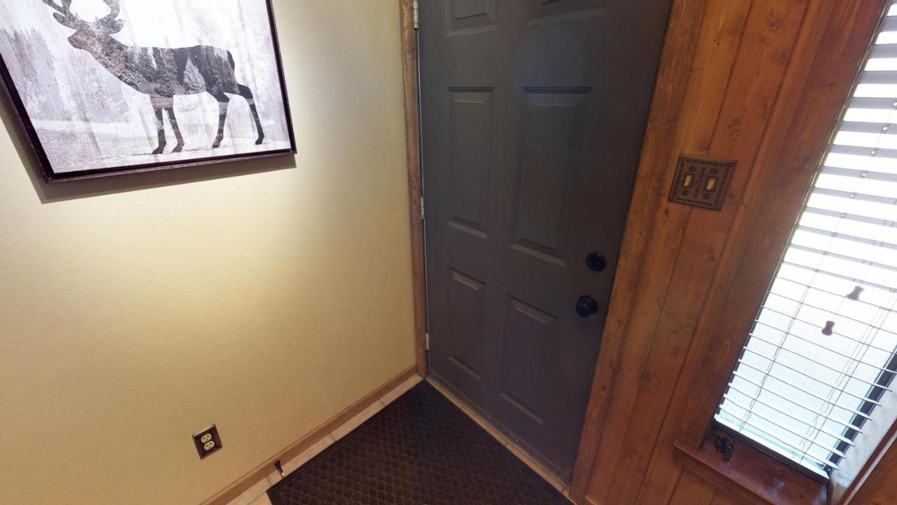 Aspen West 5 Townhouse With High Speed Wifi Apartment Ред Ривър Екстериор снимка