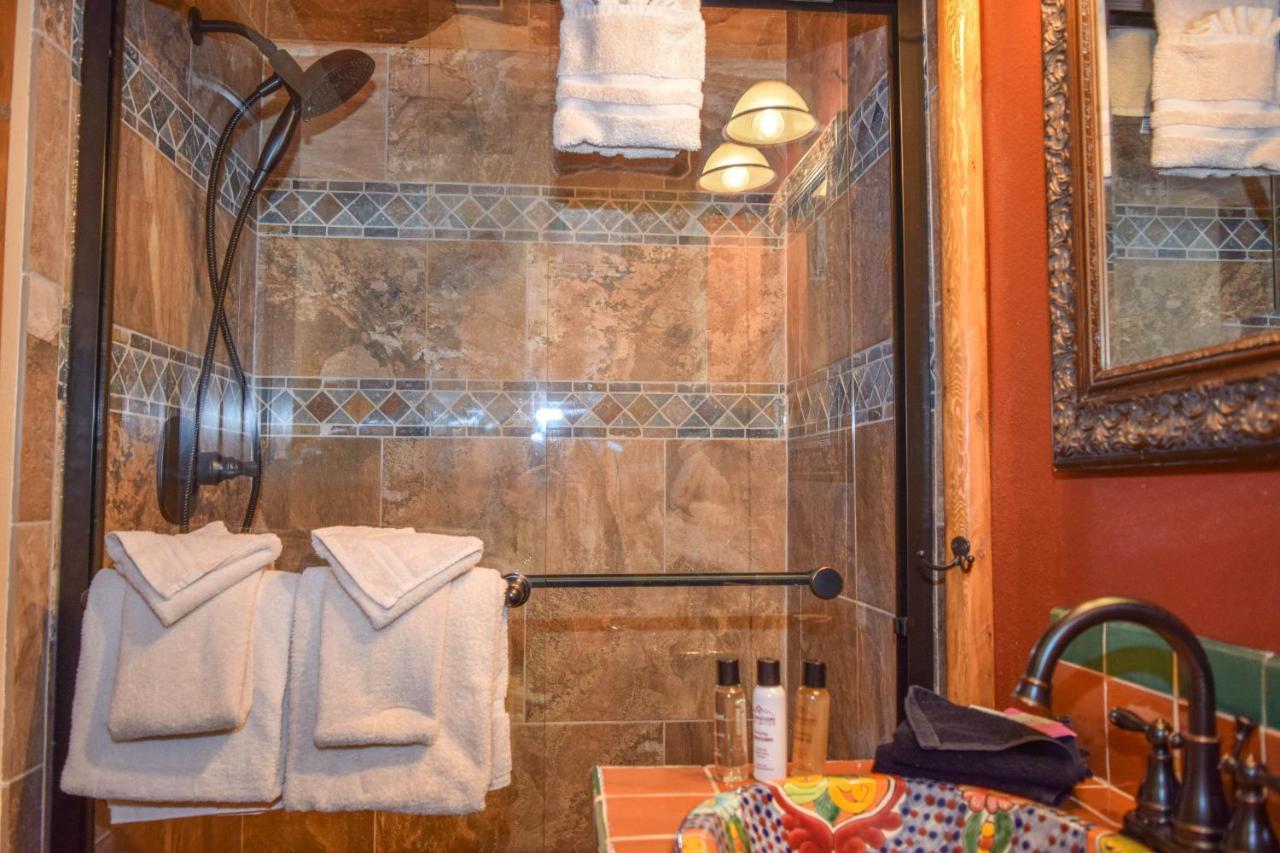 Aspen West 5 Townhouse With High Speed Wifi Apartment Ред Ривър Екстериор снимка